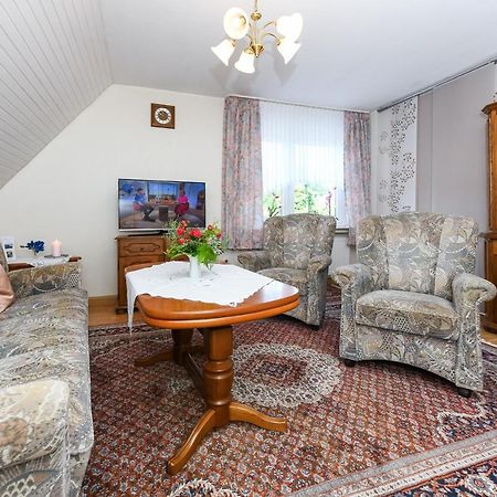 Ferienwohnung Im Haus Weinstock เอเซินส์ ภายนอก รูปภาพ