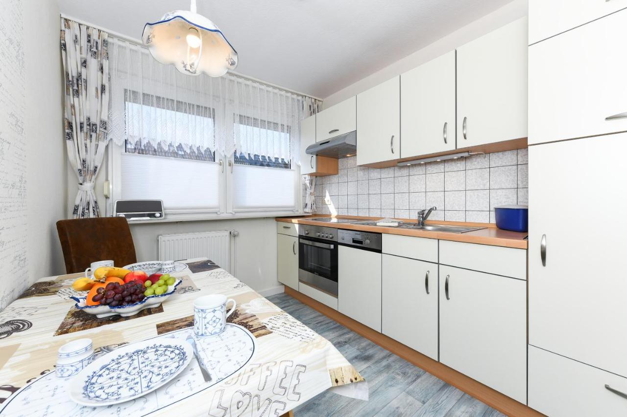 Ferienwohnung Im Haus Weinstock เอเซินส์ ภายนอก รูปภาพ